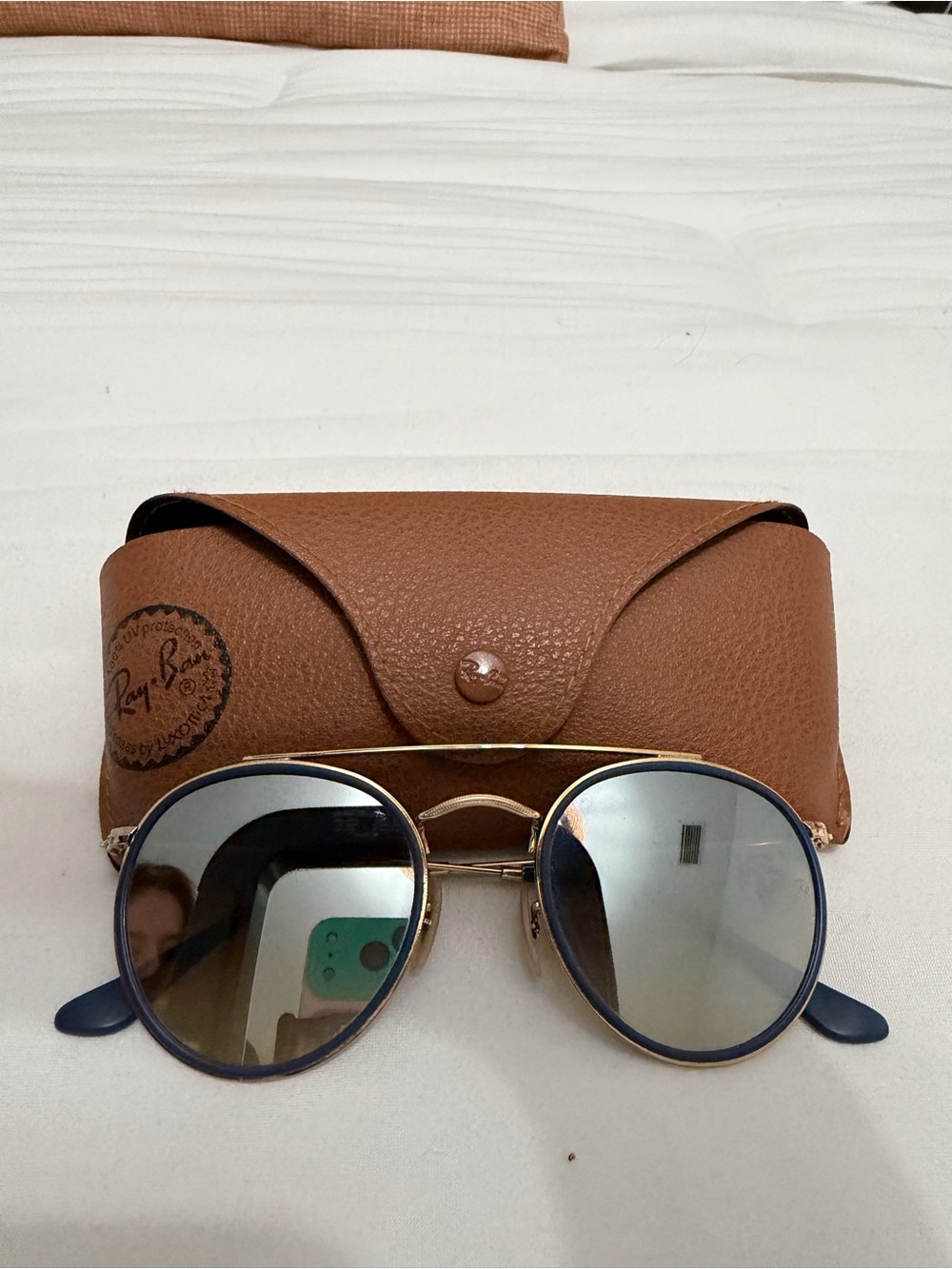 Ray-Ban Men’s Blue Lens Gold Frame Sunglasses with Brown Case